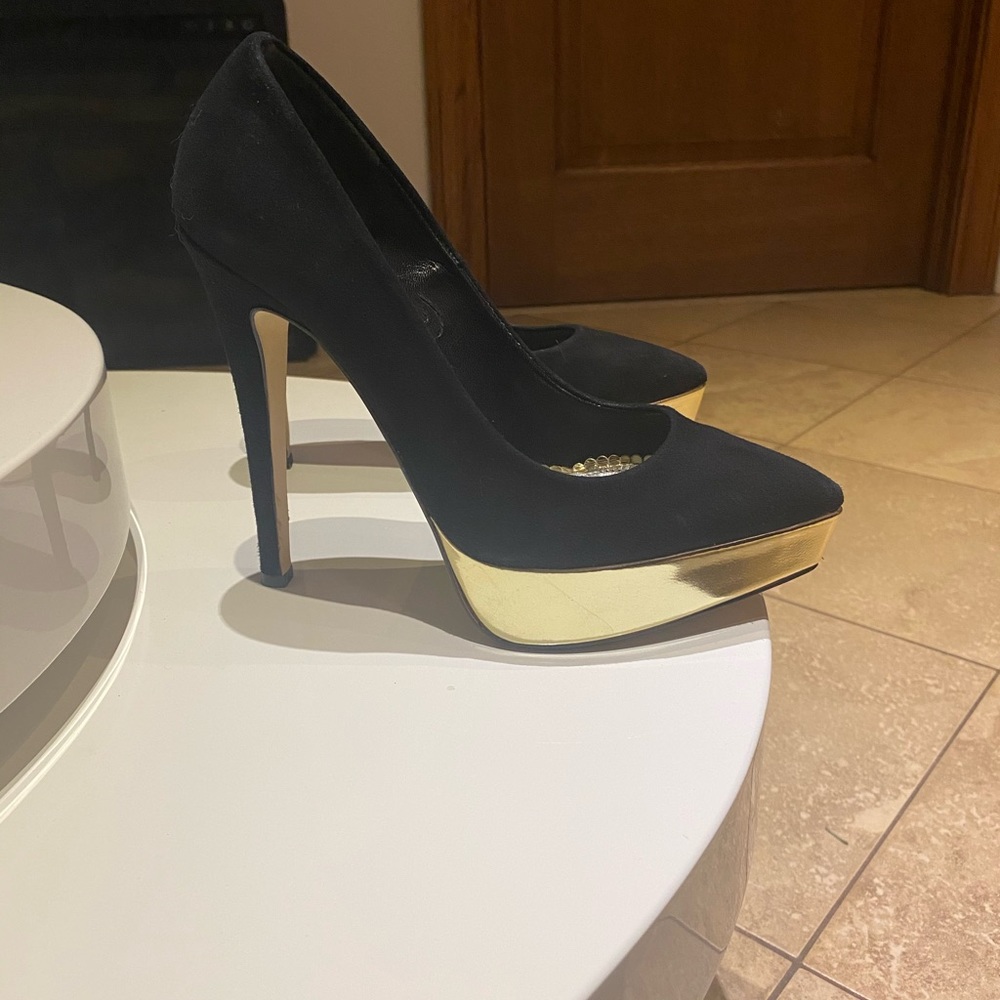 European high heel shoes
